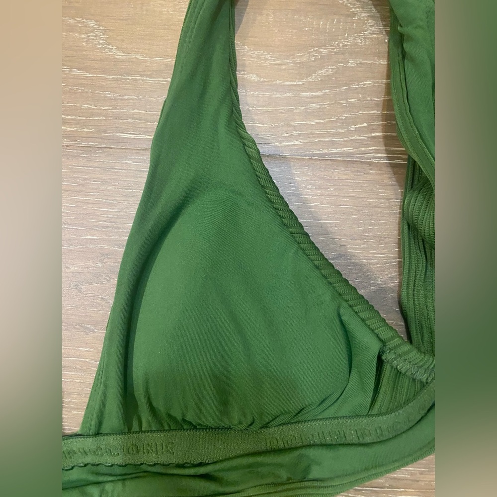 NWOT Robin Piccone Basil Green Lily Ribbed Bikini Swim Top Adjustable Padded S - Picture 5 of 5